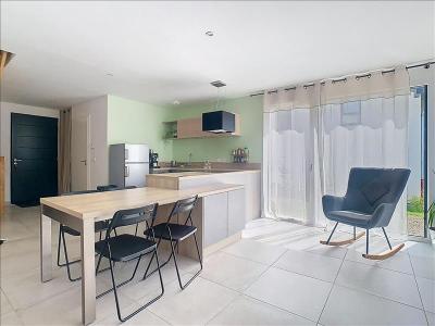 Location Maison 4 pièces SAINT-PIERRE-EN-FAUCIGNY 74800