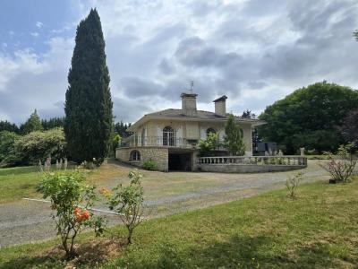 Vente Prestige ROULLET-SAINT-ESTEPHE 16440