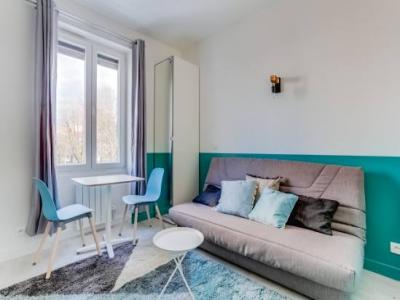 photo For rent Apartment LYON-7EME-ARRONDISSEMENT 69