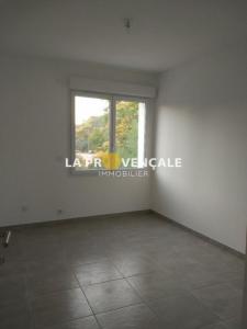 Vente Appartement 3 pièces CHATEAUNEUF-LE-ROUGE 13790