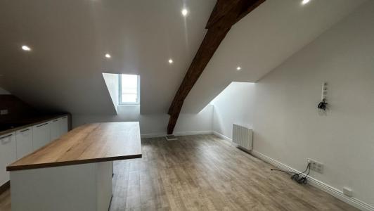 For rent Apartment ROANNE 