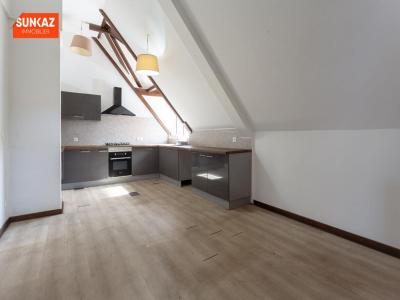 Location Appartement TAMPON 