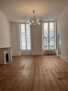 Location Appartement 3 pièces BORDEAUX 33000