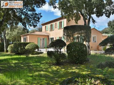 Location Maison 7 pièces UZES 30700