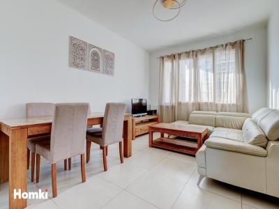 Vente Appartement 4 pièces MARSEILLE-8EME-ARRONDISSEMENT 13008