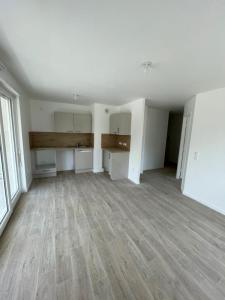 photo For rent Apartment DAMMARIE-LES-LYS 77