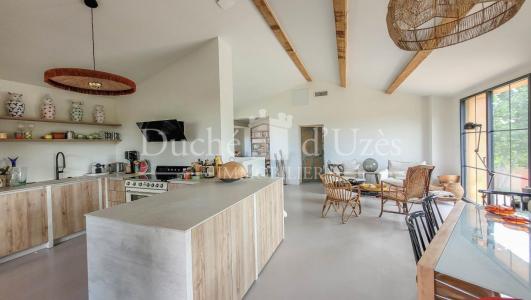 Vente Prestige UZES 30700