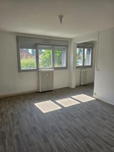 Location Appartement 5 pièces CHARLEVILLE-MEZIERES 08000