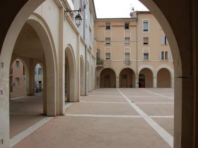 Location Appartement CAVAILLON 84300