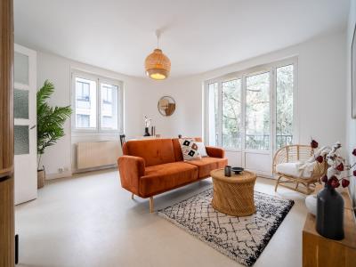 For sale Apartment OULLINS  69