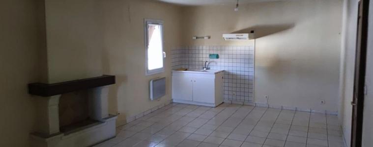 photo For rent Apartment LUSSAC 33