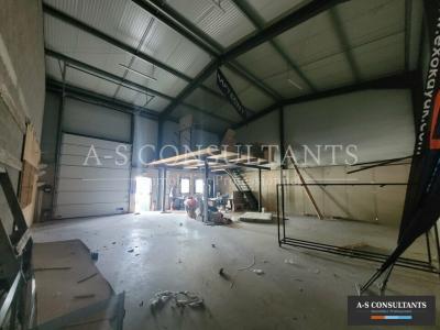 Location Commerce SAINT-PIERRE-DE-BOEUF  42