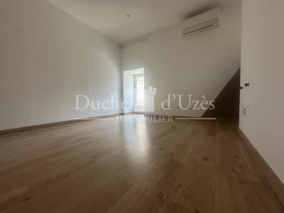 For sale House POUZILHAC 