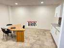 Louer Bureau Crau 120000 euros