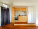 Location Appartement Paris-18eme-arrondissement 75