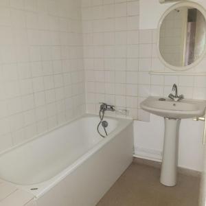 photo For rent Apartment BELABRE 36