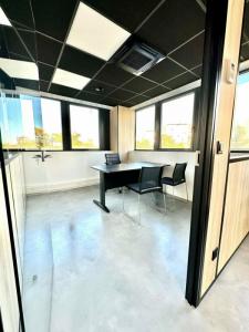 photo For rent Box office TALENCE 33