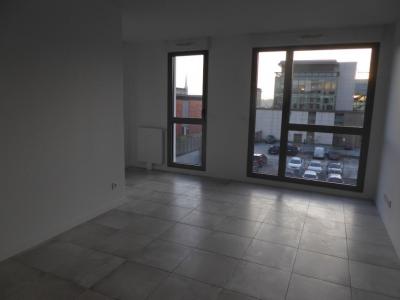 Location Appartement 3 pièces BORDEAUX 33100