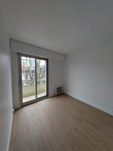 photo For rent Apartment RUEIL-MALMAISON 92