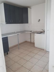 photo For rent Apartment CRAPONNE 69