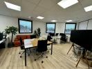 Acheter Bureau Fargues-saint-hilaire 444050 euros