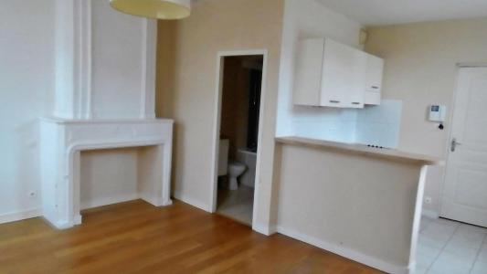 photo For rent Apartment SAINTES 17