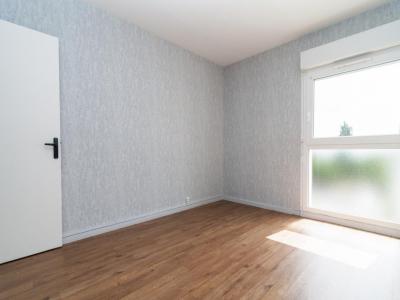 photo For rent Apartment BUZANCAIS 36