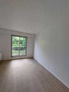 photo For rent Apartment RUEIL-MALMAISON 92