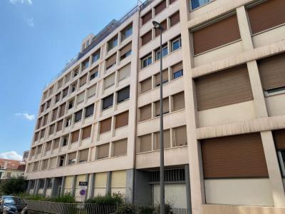 photo For rent Apartment CLERMONT-FERRAND 63
