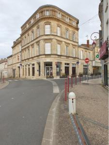 photo For rent Apartment PAUILLAC 33