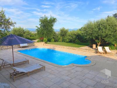 Vente Maison 5 pièces ROCHEMAURE 07400