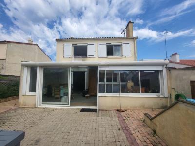Vente Maison 6 pièces FONTENAY-LE-COMTE 85200