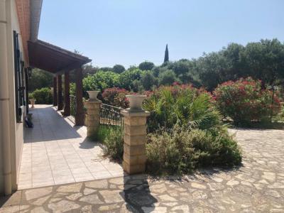 For sale House DOUZENS 
