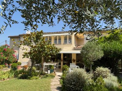 Vente Maison 7 pices UZES 30700