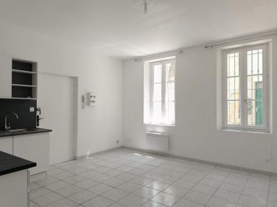 photo For rent Apartment NARBONNE 11