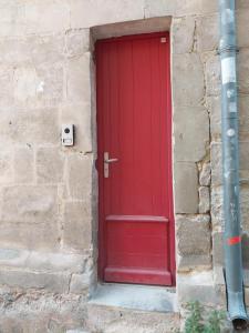 For rent Apartment ARLES  13