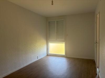 Location Appartement CHATRE 