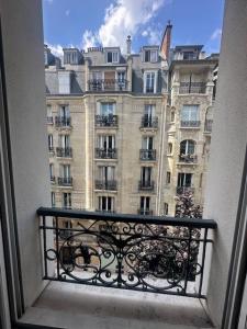 For rent Apartment LEVALLOIS-PERRET  92