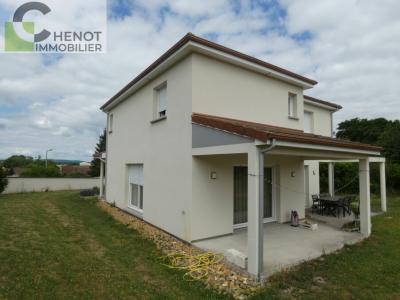 For rent Prestigious house MENIL-LA-TOUR  54