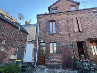photo For rent House MERU 60