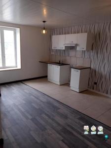 photo For rent Apartment MENIGOUTE 79