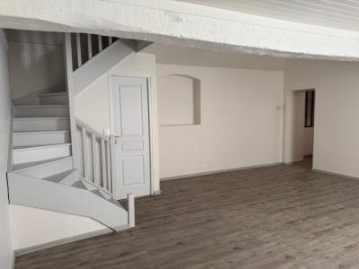 photo For rent Apartment BLAYE 33