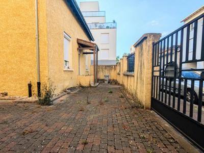 Vente Maison 3 pices LYON-8EME-ARRONDISSEMENT 69008