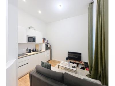 Location Appartement 2 pièces PARIS-16EME-ARRONDISSEMENT 75016