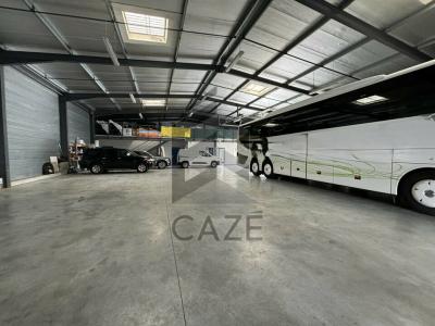 photo For rent Commerce PESSAC 33
