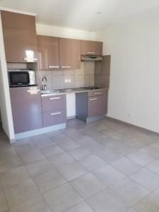 Location Appartement MARSEILLE-2EME-ARRONDISSEMENT  13