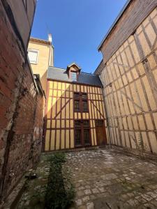 Location Appartement 2 pices TROYES 10000