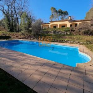 Vente Prestige FAYENCE  83