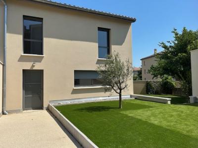 Vente Maison 4 pièces SAINT-PAUL-TROIS-CHATEAUX 26130