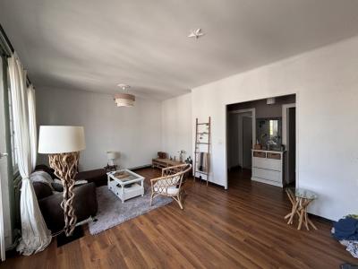 photo For rent Apartment CHAMPAGNE-AU-MONT-D'OR 69